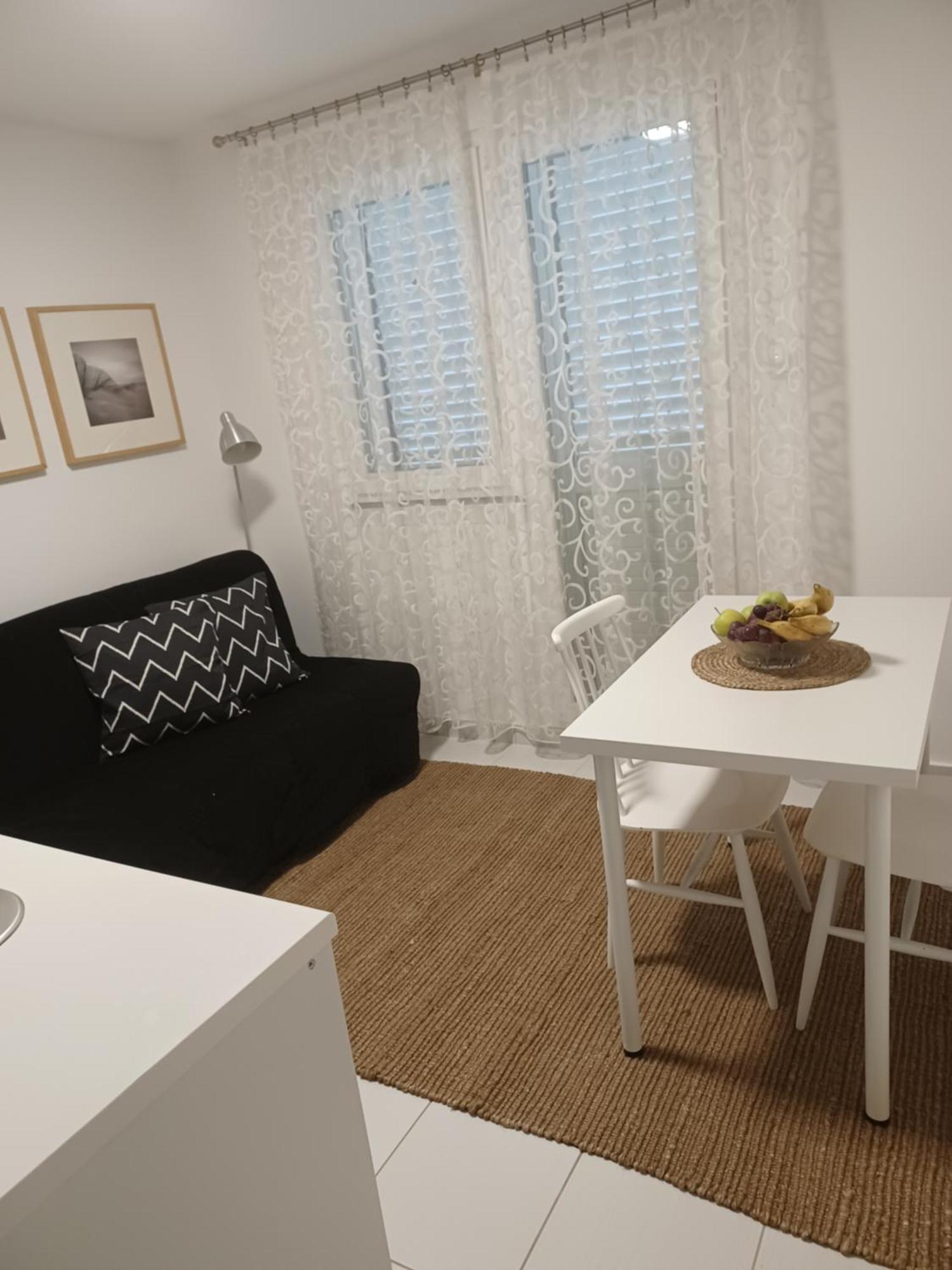 Apartmani Ana - Meka Draga Obrovac Exterior foto